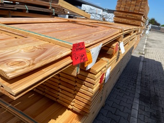 Ca. 20x Douglas Dubbele Rhombus, 18x130mm, lengte 500cm